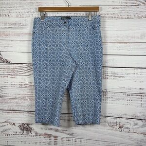 89th & Madison Blue Geometric Print Capris